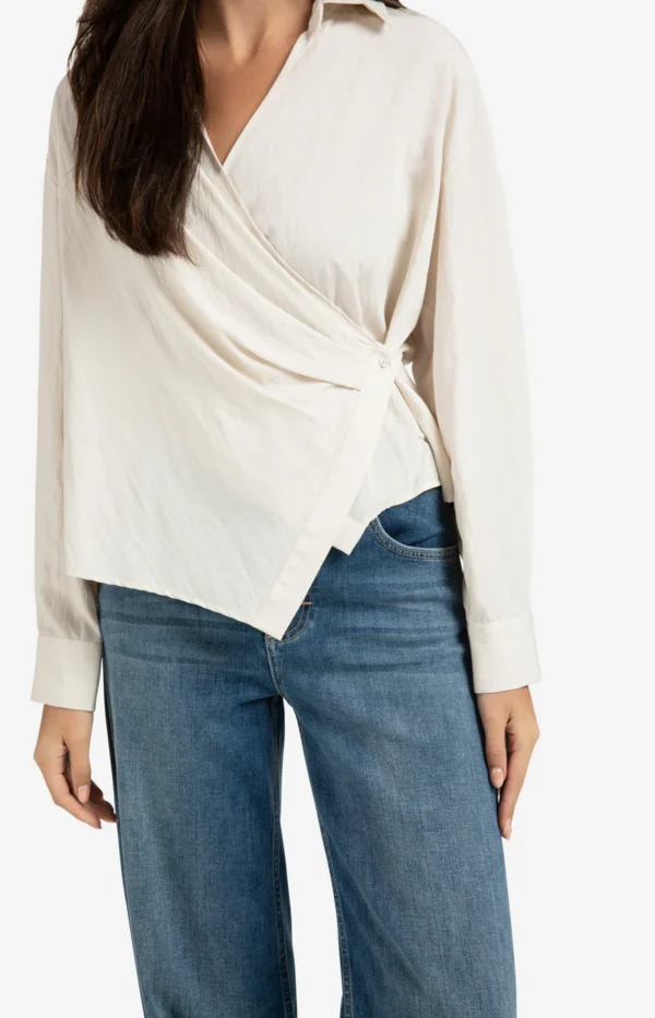 Getailleerde overslagblouse met lange mouwen - Afbeelding 6